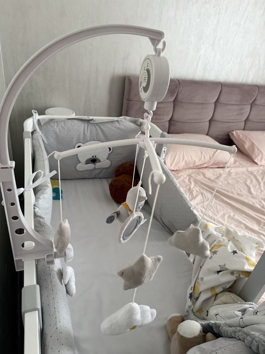 Музичний мобіль на ліжечко