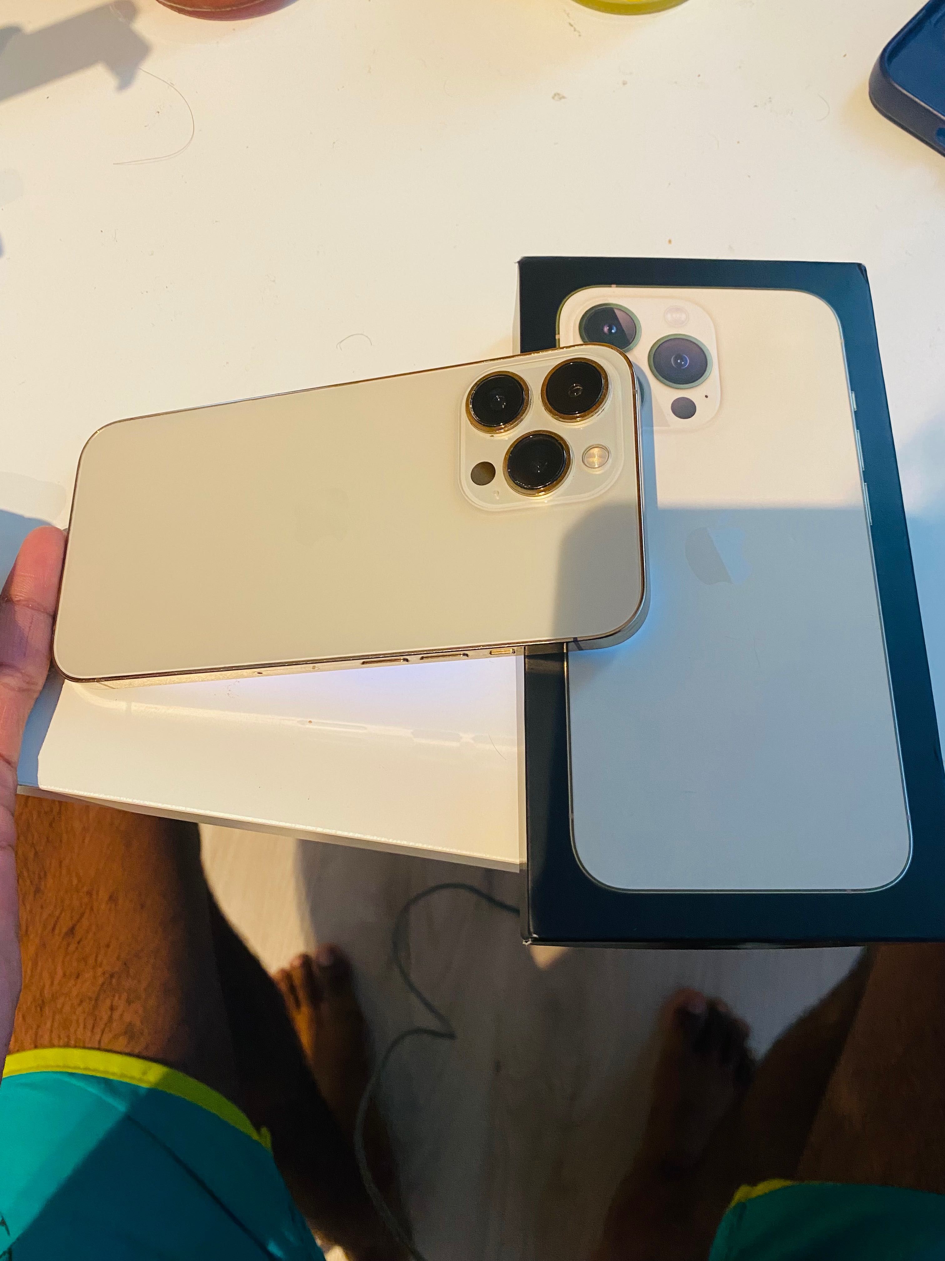 IPHONE 13 Pro 512 GB ( With Original Box And 3 Back Covers & Cable )