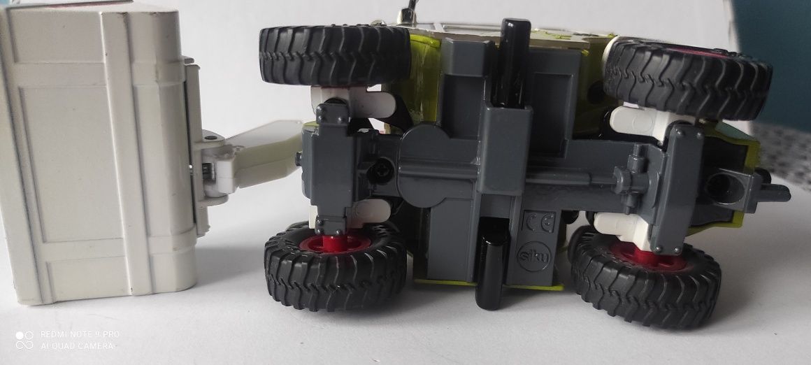 Model Siku Claas Targo C50
