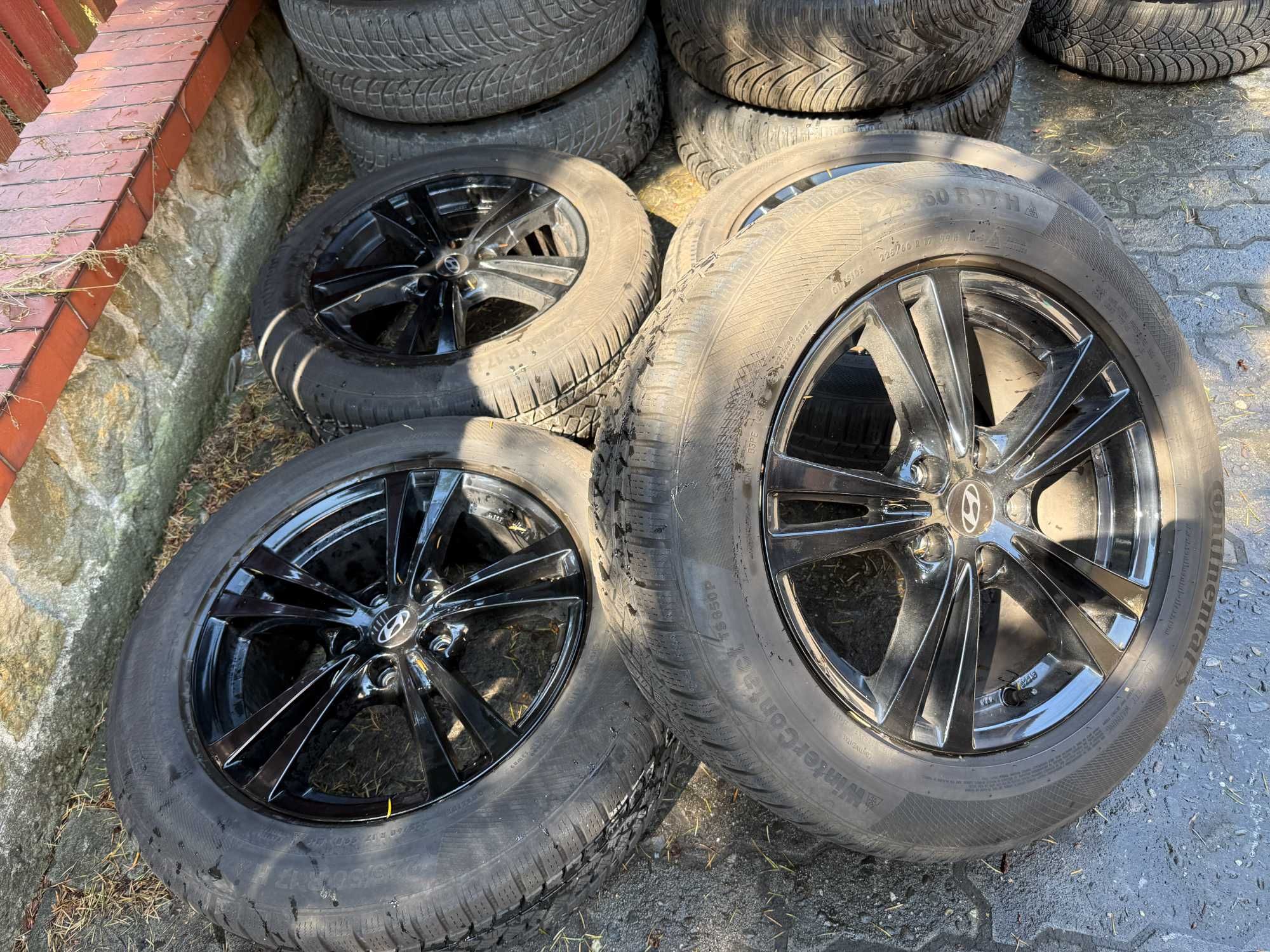 Felgi aluminiowe 17" 5x114,3 Hyundai IX35 Tucson Kia Sportage +opony