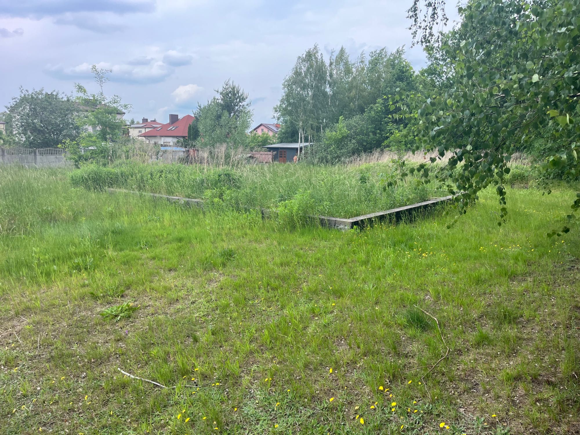 Działka z pozwoleniem na budowę. Paprotnia