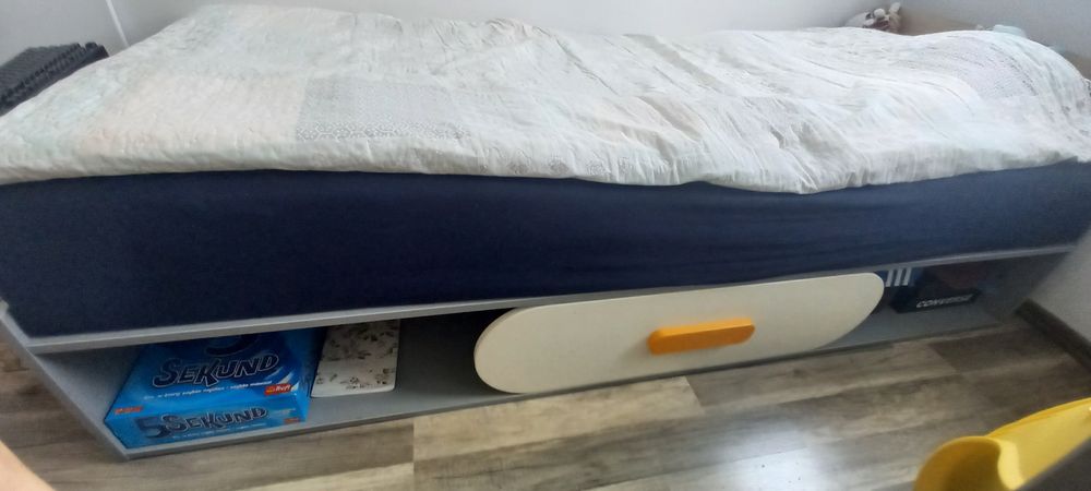 Sprzedam komplet mebli