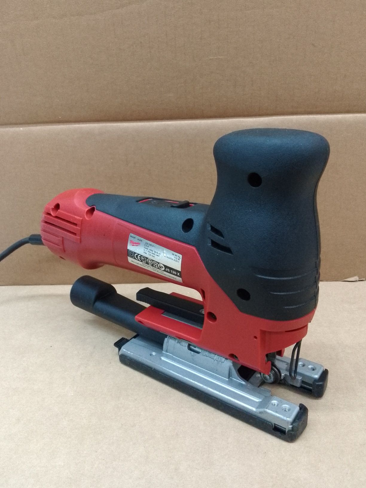 Milwaukee JS 120 X Wyrzynarka Sieciowa Regulacja Obrotów 710W
