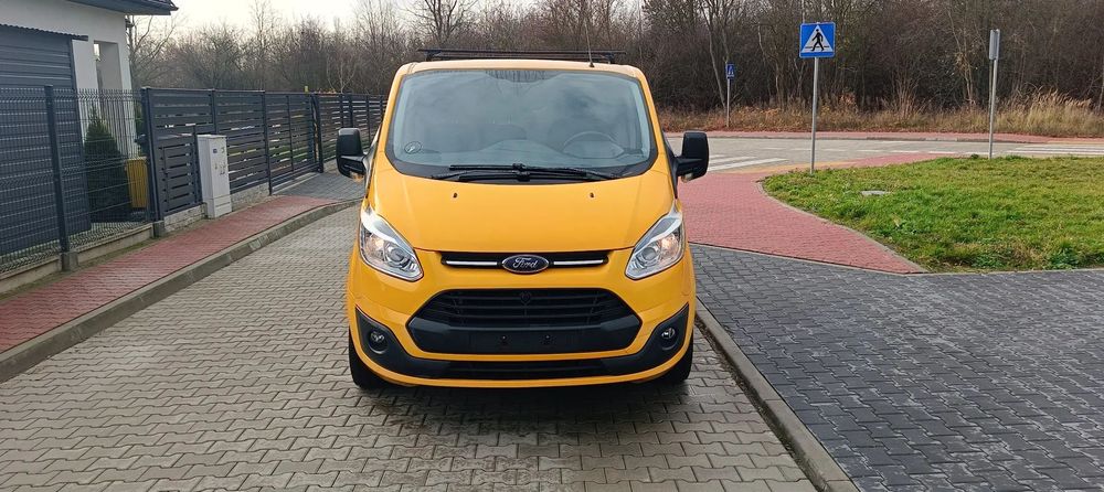 Ford Transit custom 2015 r przebieg 117500 km 2.2tdci L1H1 klimatyzacja tempomat Trafic Vivaro Vito master Movano  Ford Transit custom klima tempomat Trafic Vivaro Vito master  l1h1