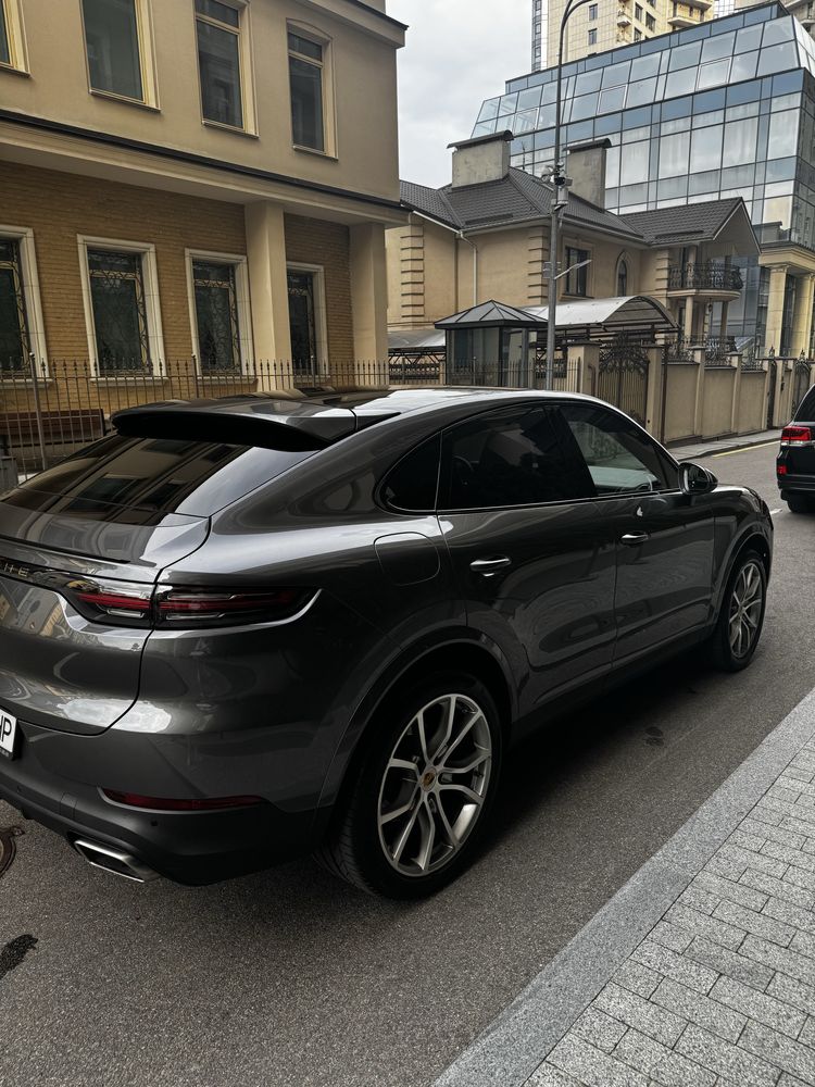 Porche Caenne 2020 рік 40000 пробігу дуже гарний стан.
