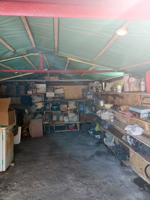 Гараж возле ашана