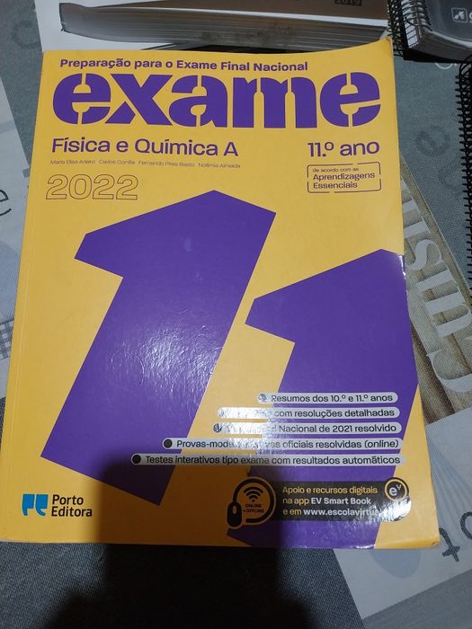 Livros de exames!