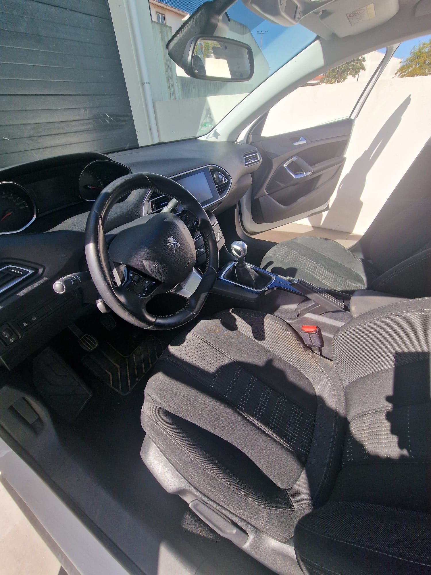 Peugeot 308 1.6 BlueHDi