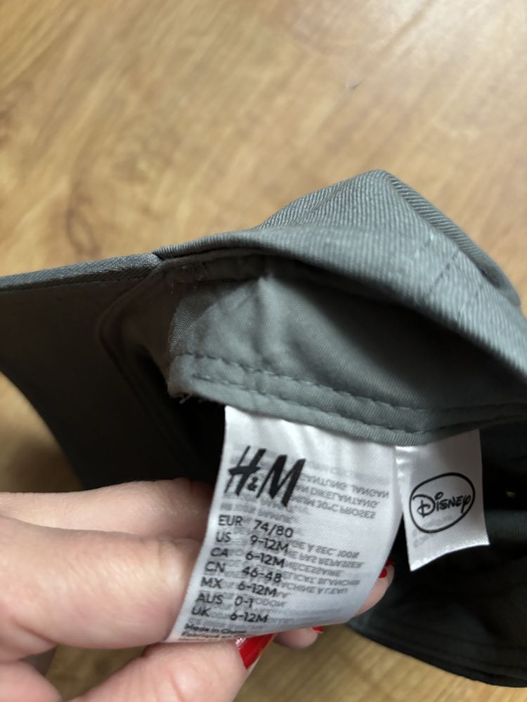 Nowa czapka z daszkiem H&M