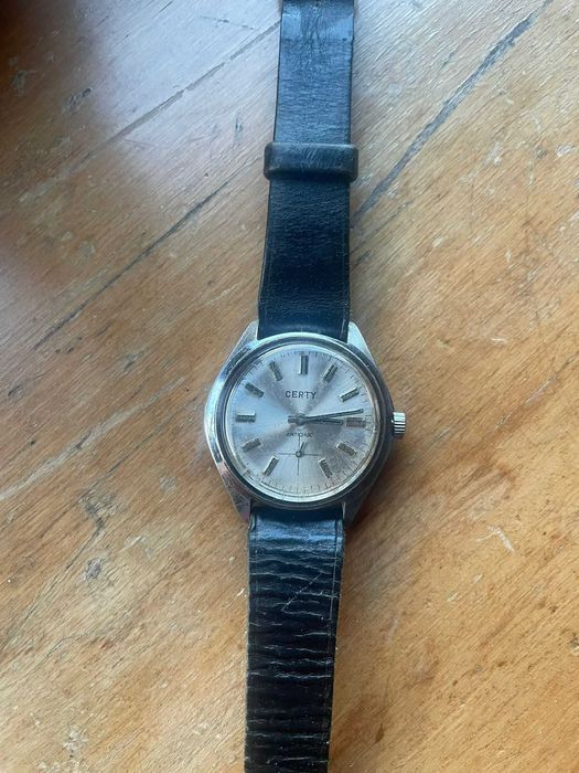 Relógio Certy antichoc vintage
