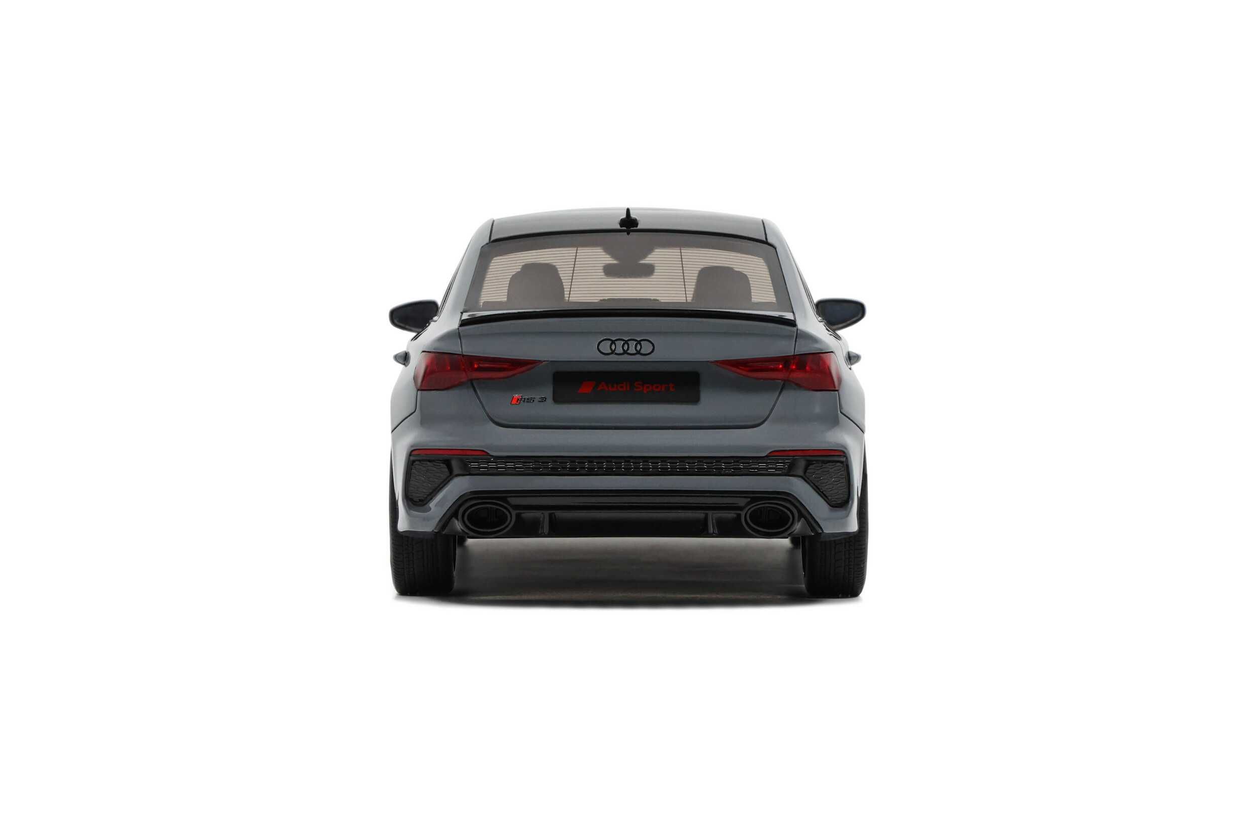 Model 1:18 GT Spirit Audi RS 3 Sedan Performance Edition 2022 grey