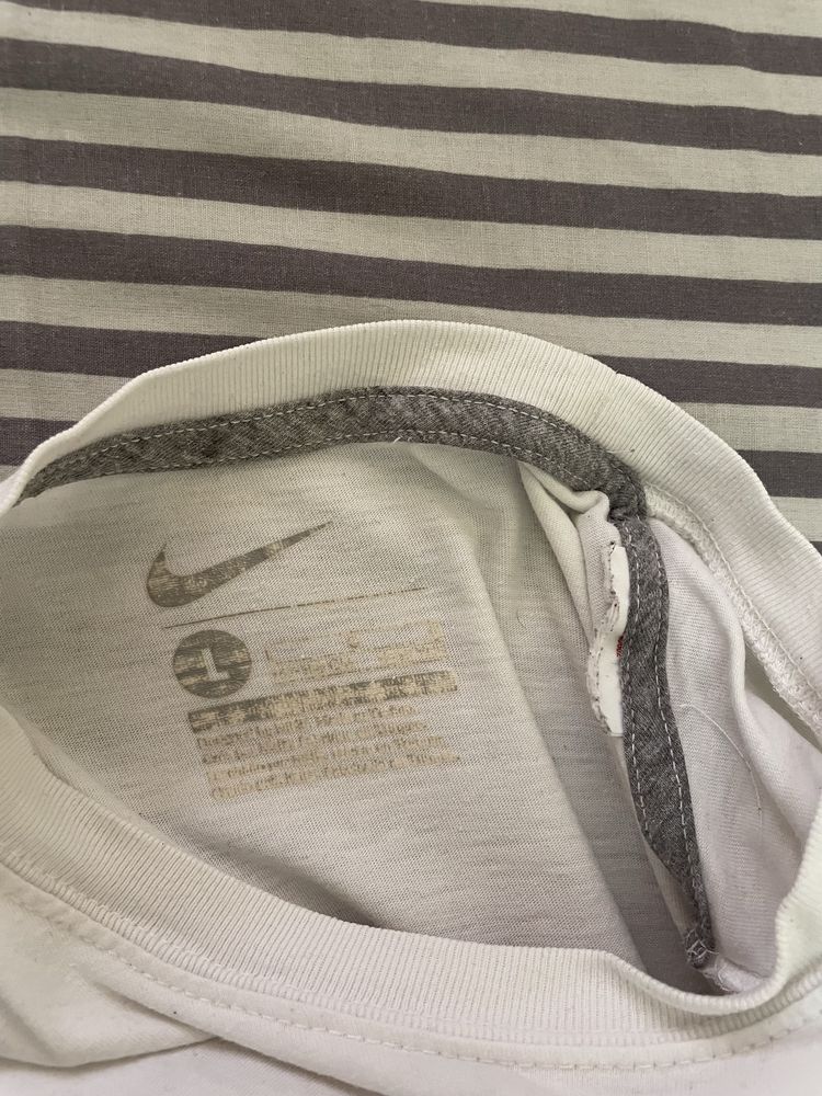 (10/10) Nike big logo / swoosh