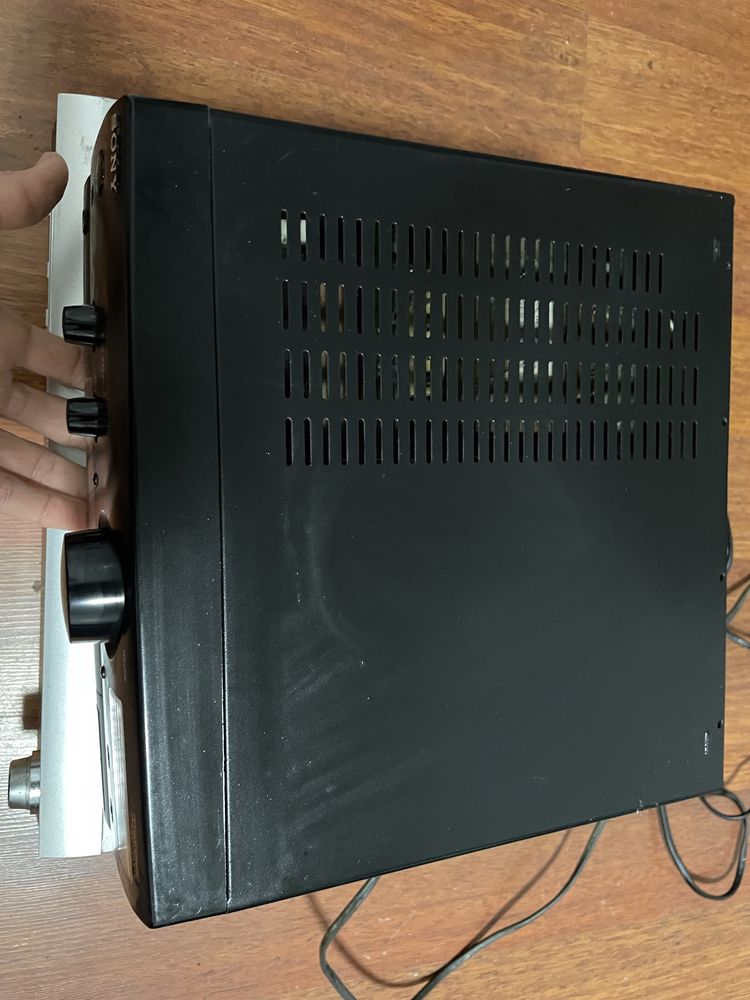 Amplificador de áudio Sony em bom estado