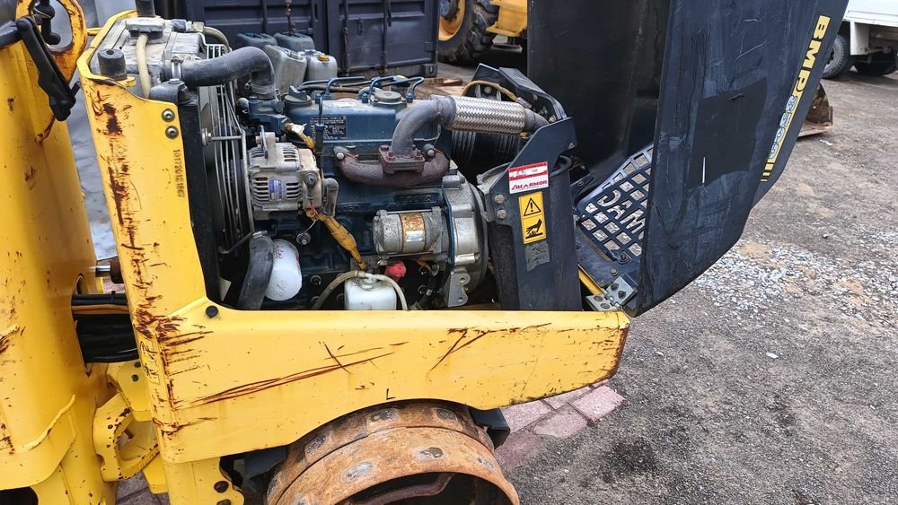 Walec okołkowany Bomag BMP 8500