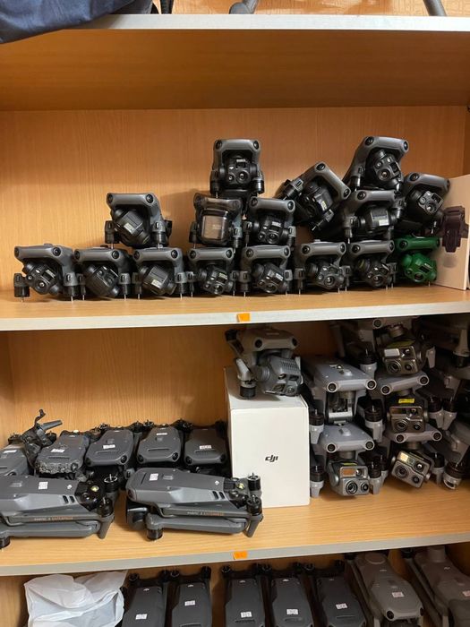 Аутели та мавіки