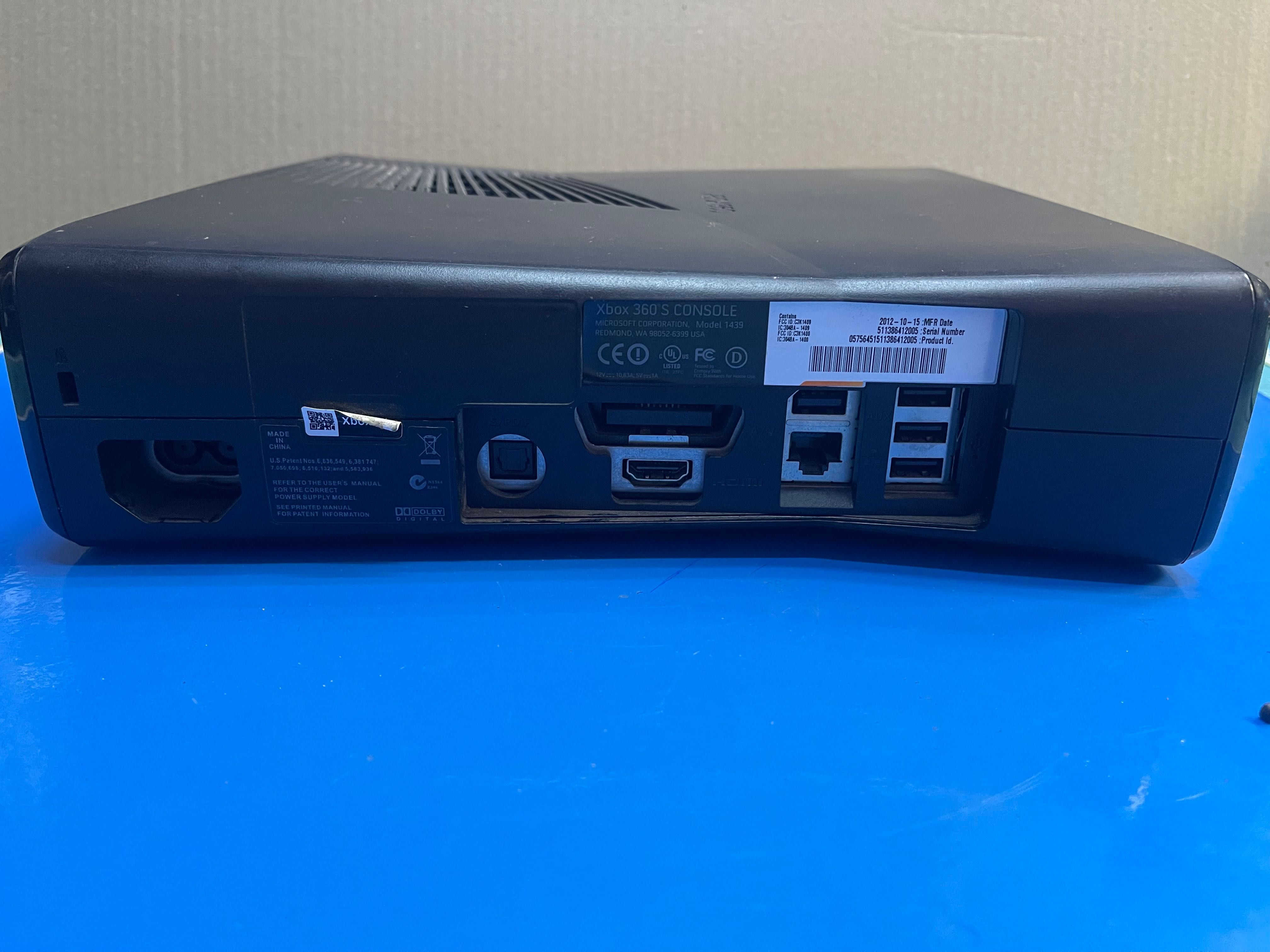 Консоль Ігрова приставка Xbox 360S slim, 320gb, freboot, aurora, ігри