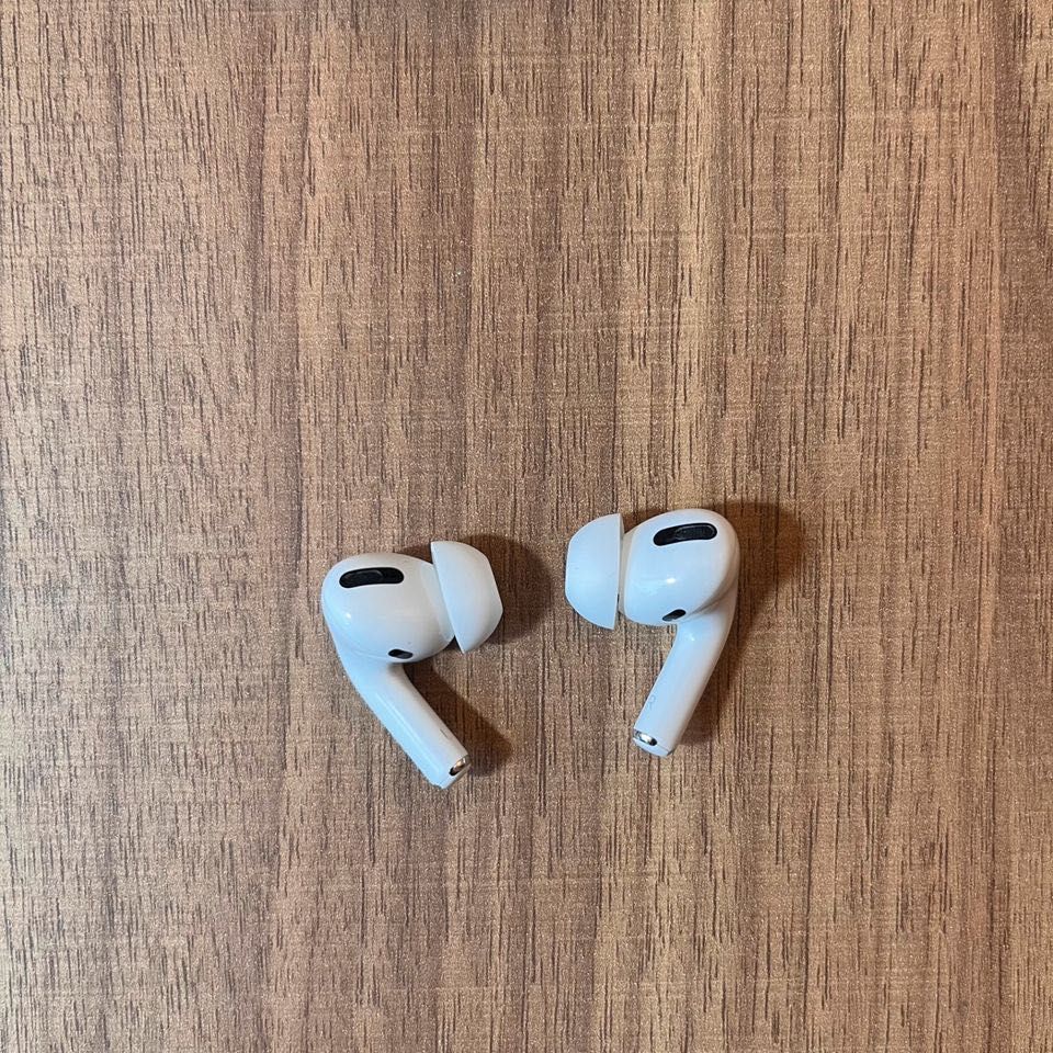 Продам навушники AirPod Pro 1 st Generation