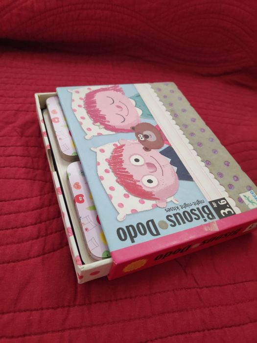 Jogos, com embalagem em caixa, novo e usado.