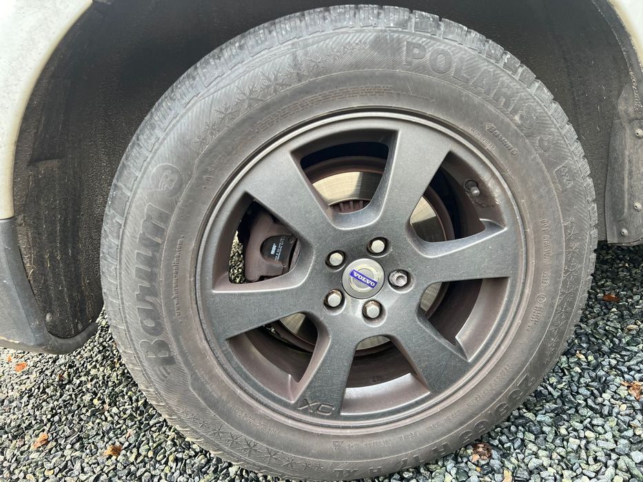 Koła OEM Volvo XC60 + opony zimowe 235/65 R17 Barum Polaris 3