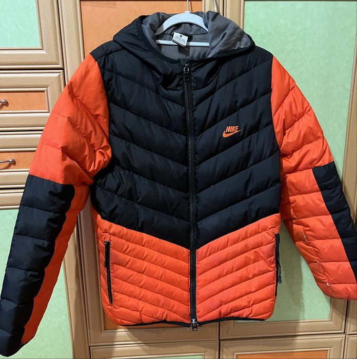 Чоловіча зимова куртка