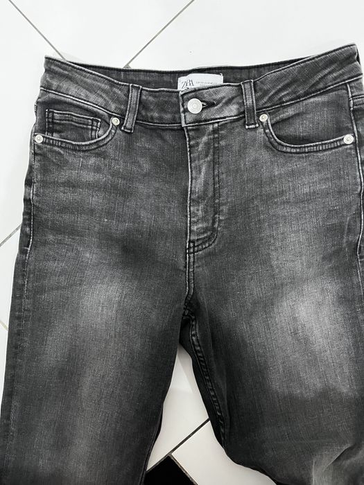 Женские джинсы клеш ZARA. Розмір М. EUR38. Джинси кльош