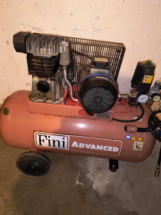 Kompresor sprężarka 100l , chętnie tezodkupie mam też inne