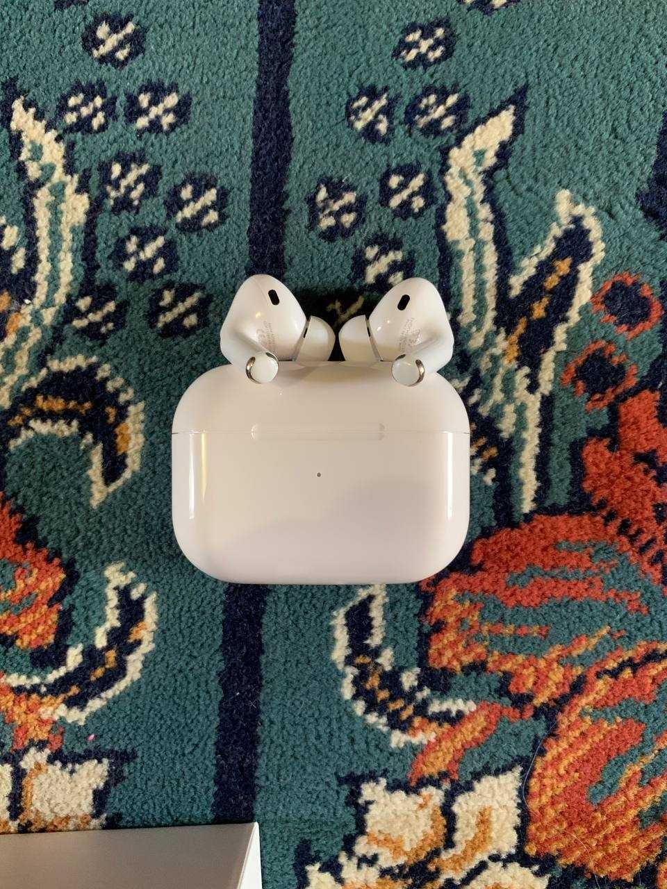 Airpods pro повний комплект, як нові