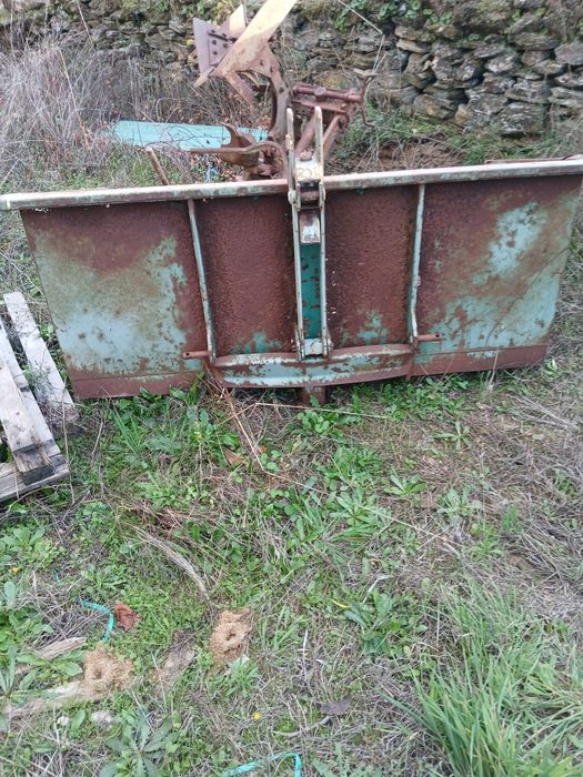 Caixa usada com tampa