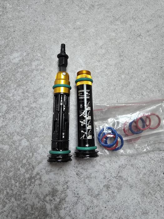 LEZYNE Dual Insert Kit M, zestaw narzędzi rowerowych