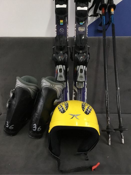 Komplet narty, buty, kije, kask