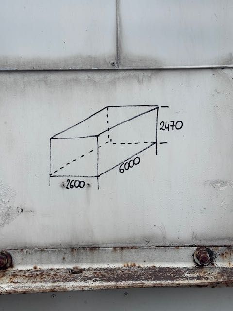 kontener chłodnia budowlany na hakowca
