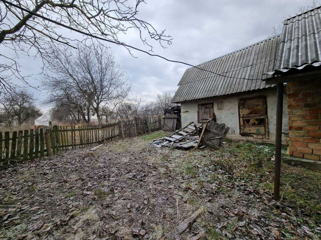 Приватний будинок на рівній ділянці