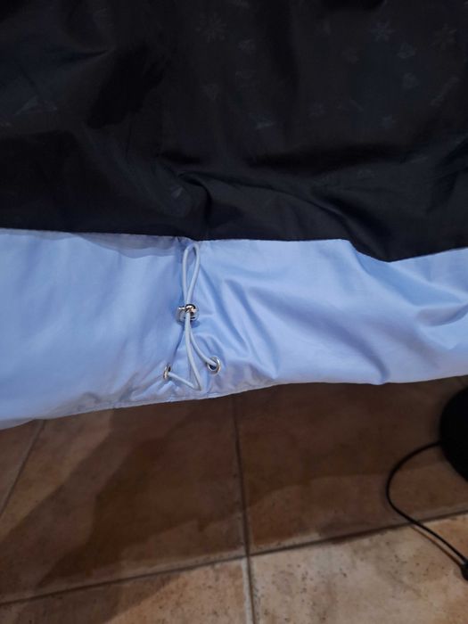 Продам жіночий суперпуховик ( наповнення пух-перо) блакитного коліру.