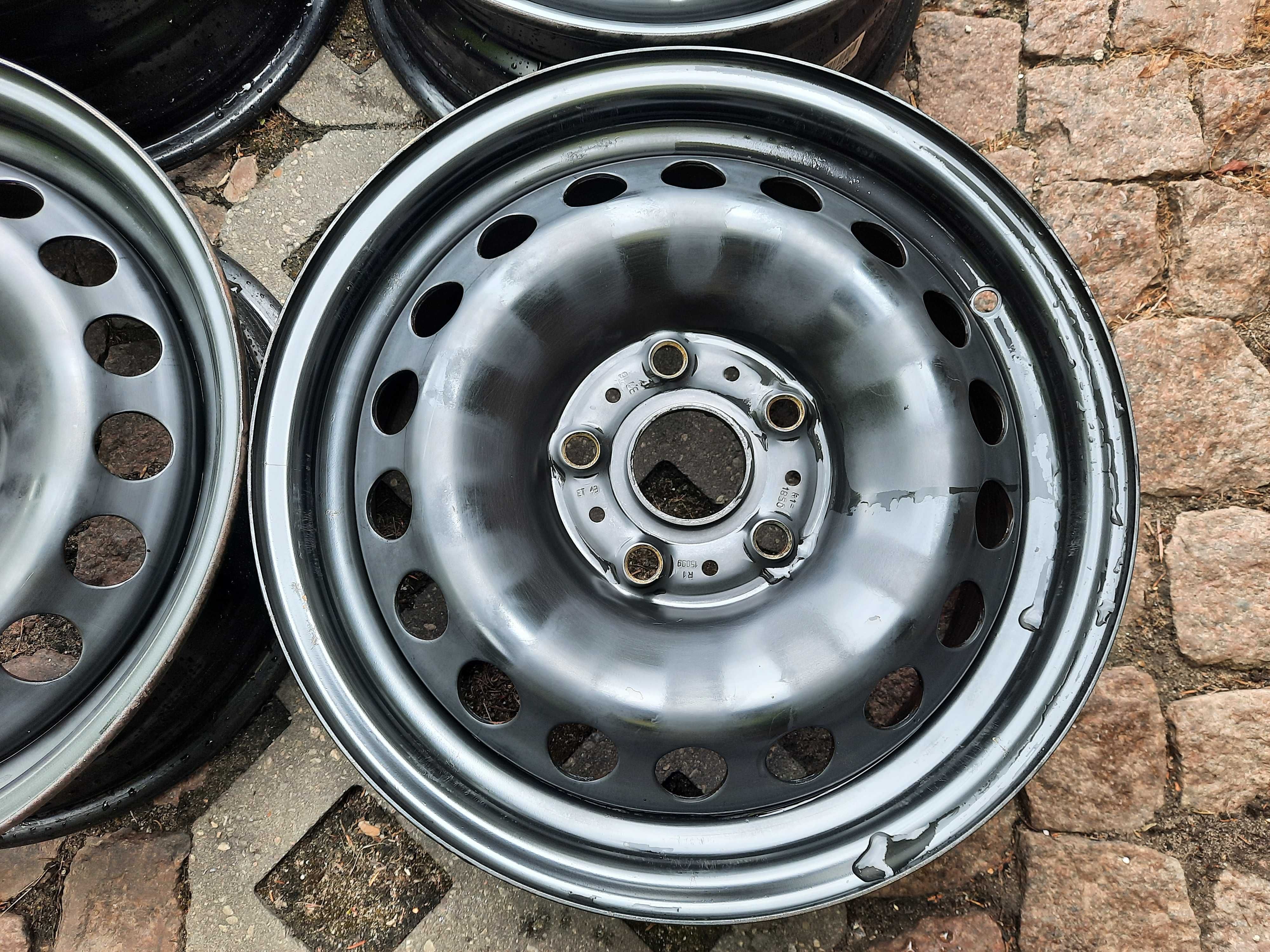 Niemieckie felgi stalowe VW 15" 5x112x57,1 ET43 Golf VII Skoda Octavia