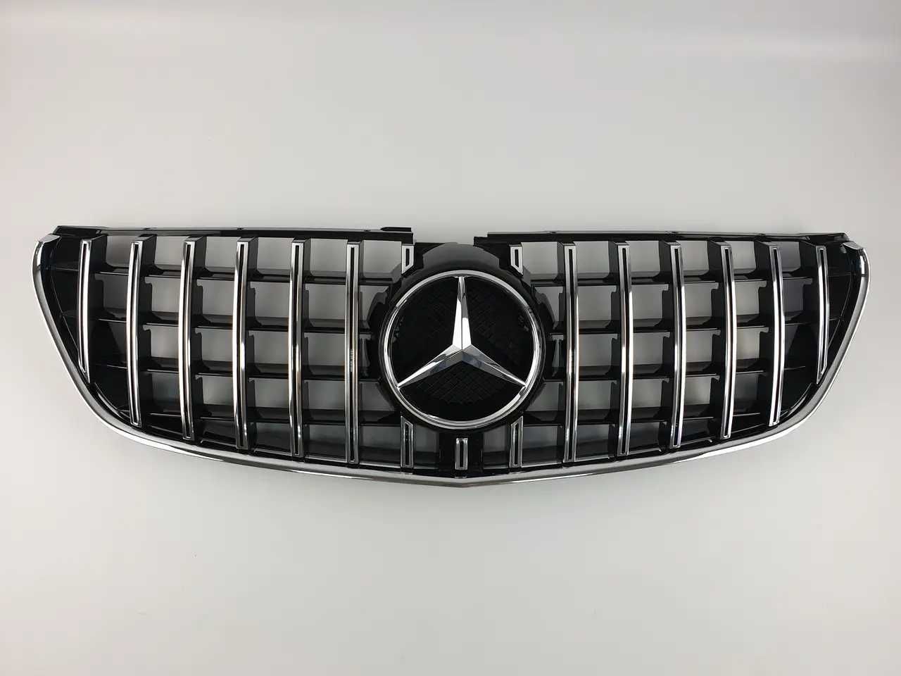 Решетка mercedes V-Class W447 14-19год.GTстиль(Chrome Black)без камери