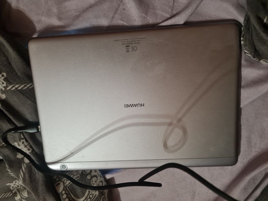 продам планшет хуавей