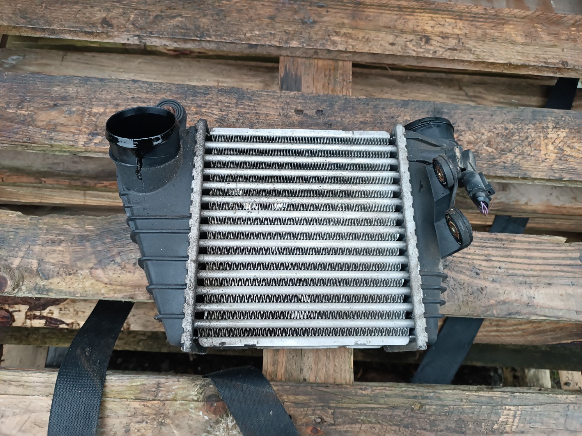 Intercooler a3 8l golf iv Leon I toledo II octavia I 1.8t 150km 1.9tdi