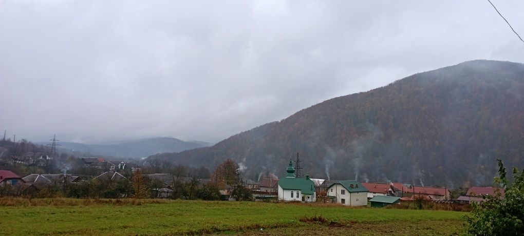 Продам земельну ділянку фасад 100 метрів  на пагорбах Солочин