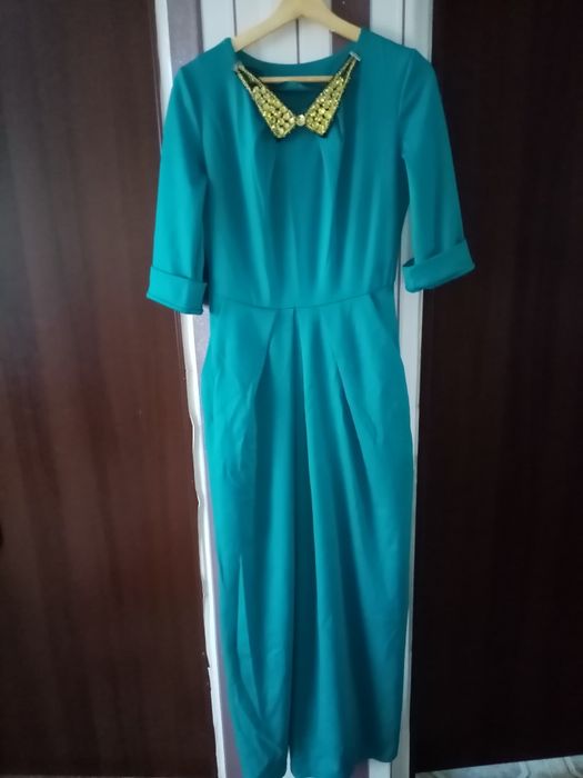 Плаття жіноче в гарному стані