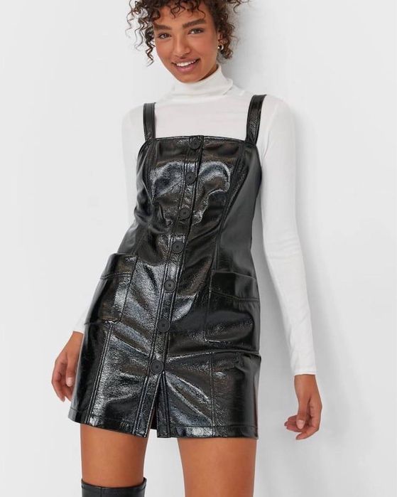 Лаковий сарафан на ґудзиках