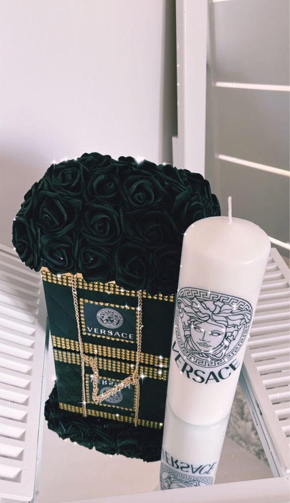 Komplet flower box i swieca Versace