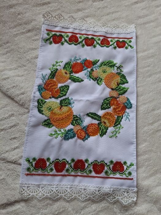 Дитячий спасівський рушник вишитий з бісеру