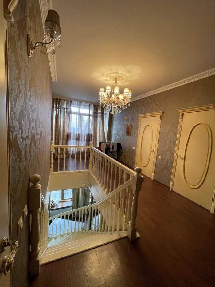 Аренда 5к двухуровневой квартиры в Центре