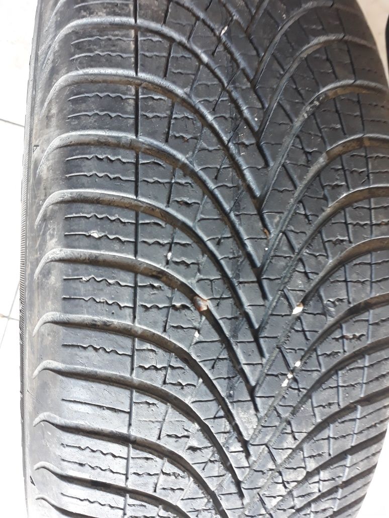 Opona wielosezonowa 215/65r16 DĘBICA 2022r 6mm