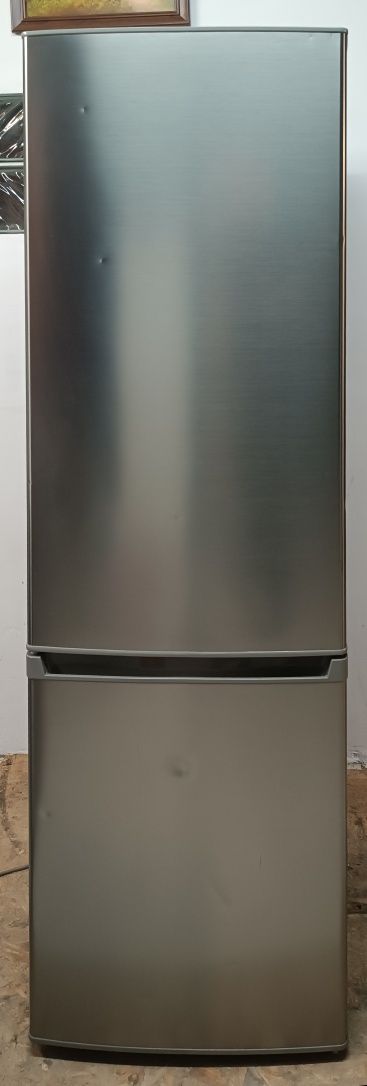 Lodówka Srebrna 175cm Quigg LED A+