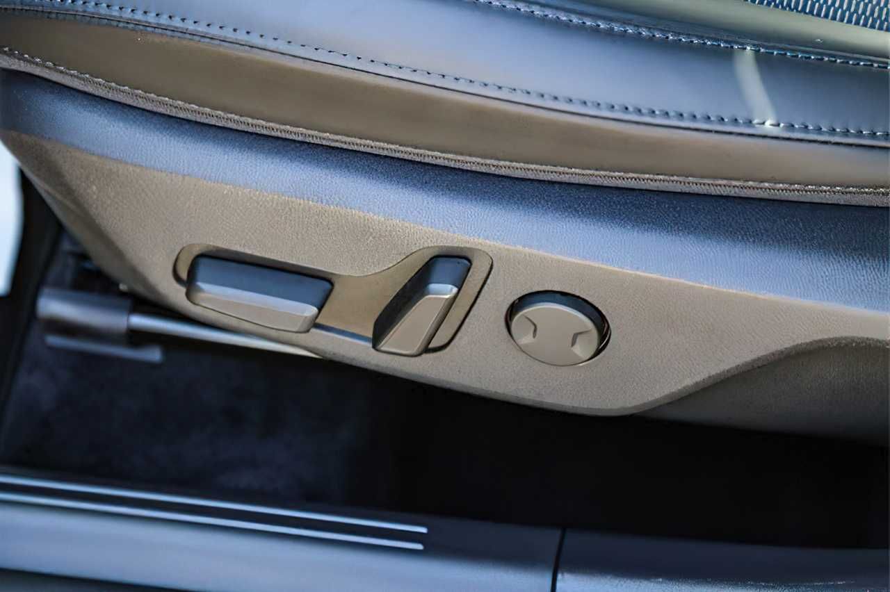 Kia Niro EX Touring 2024