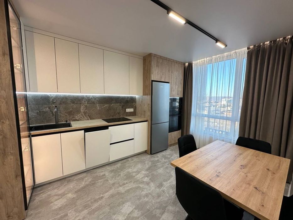 Продаж 1 км квартири з сучасним ремонтом