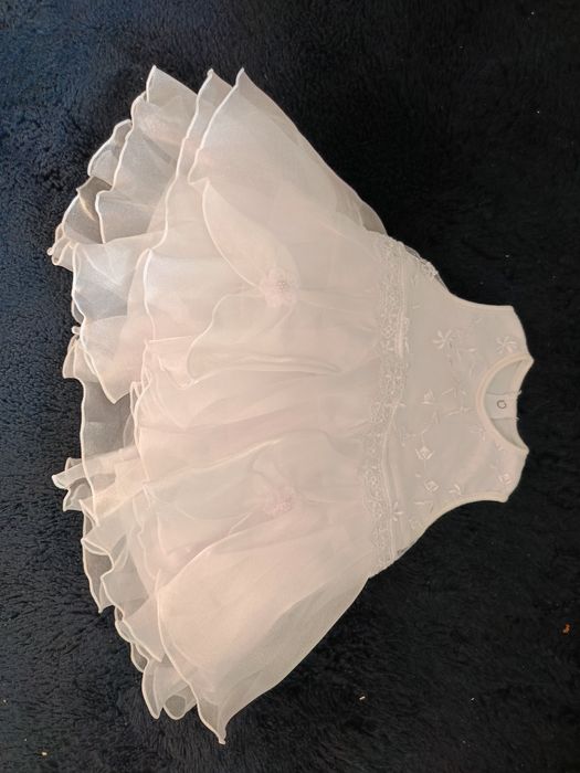 Sukienka biala r.62-68 Chrzciny