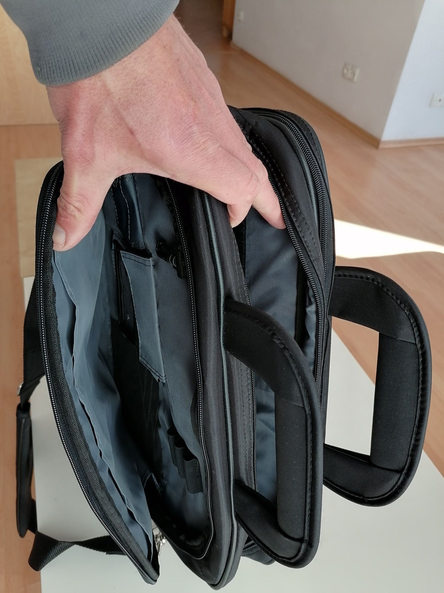 Torba na laptop Targus Toploading Atmosphere 15,4"-16" Nowa Wwa