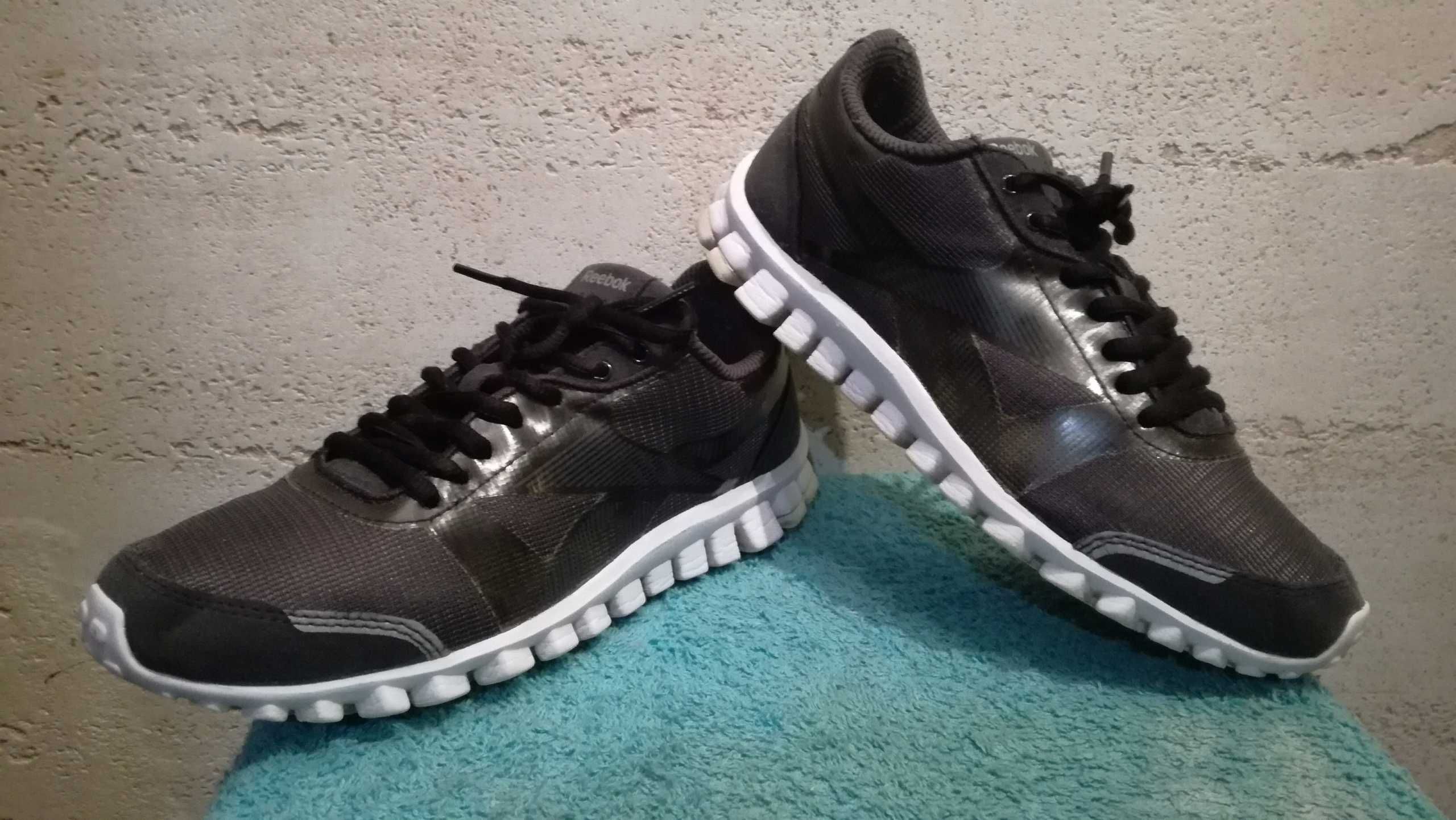 Buty do biegania REEBOK SMOOTH FLEX r.37,5 stan bardzo dobry